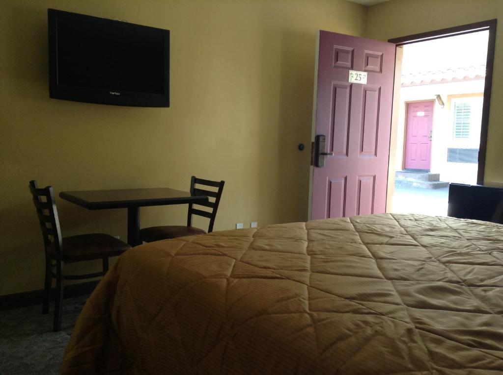 Palms Motel Pico Rivera Buitenkant foto